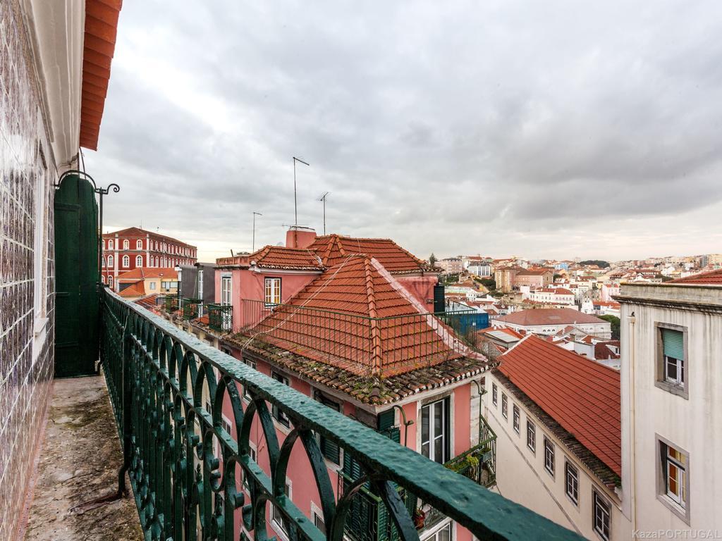 Carmo Chiado Deluxe Apartment Lisbon Luaran gambar